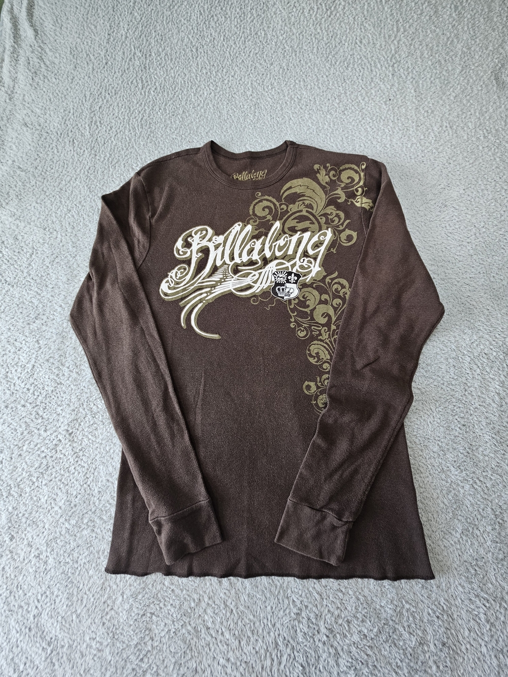 Vintage Y2K Billabong Brown Waffle Thermal Graphic Tee